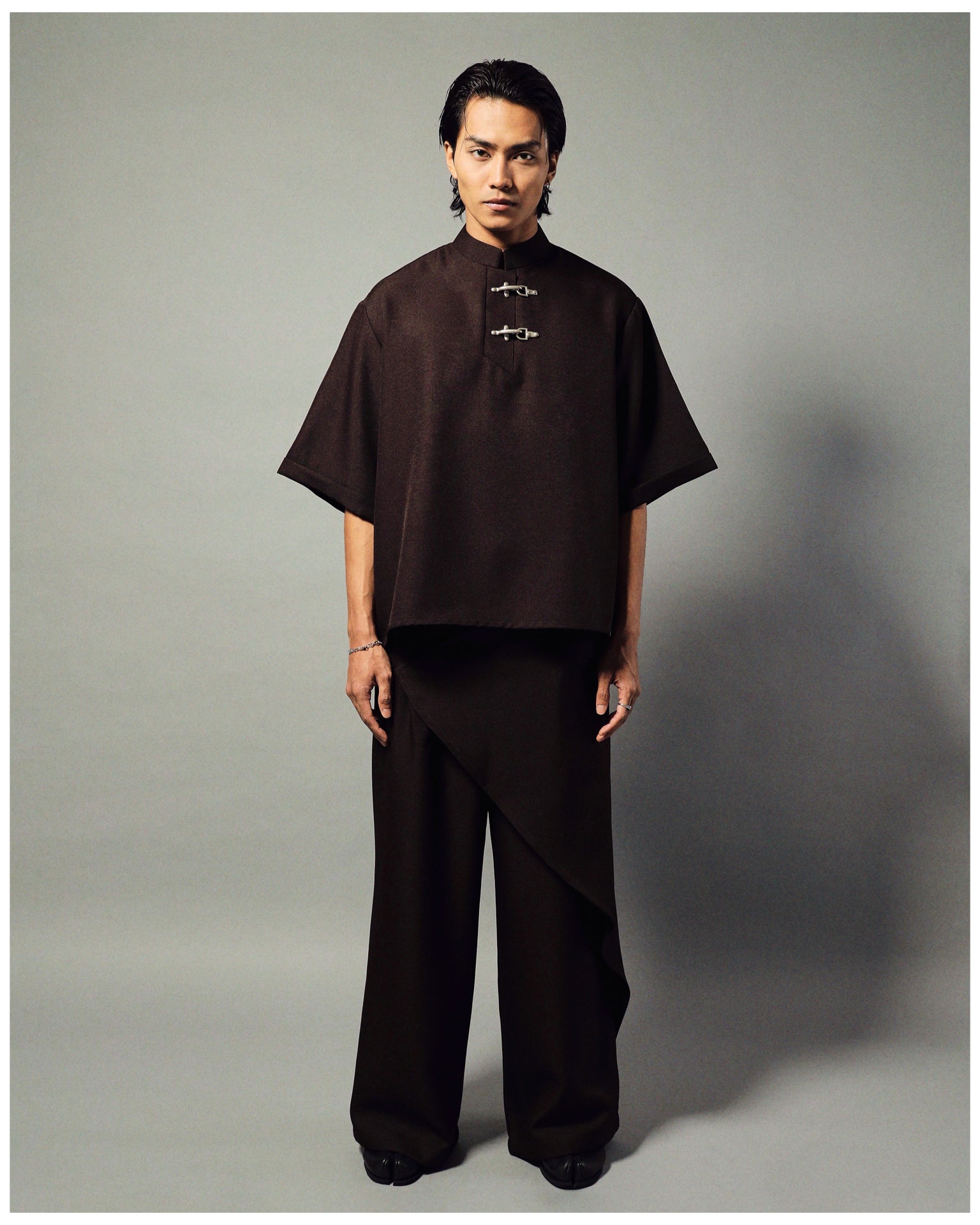 RIROYO IN BROWN MAHOGANY